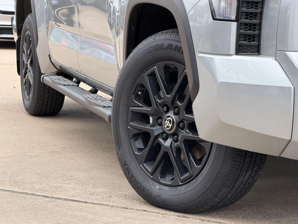 صورة مصغرة 11 لـ 2026 Toyota TUNDRA SR5