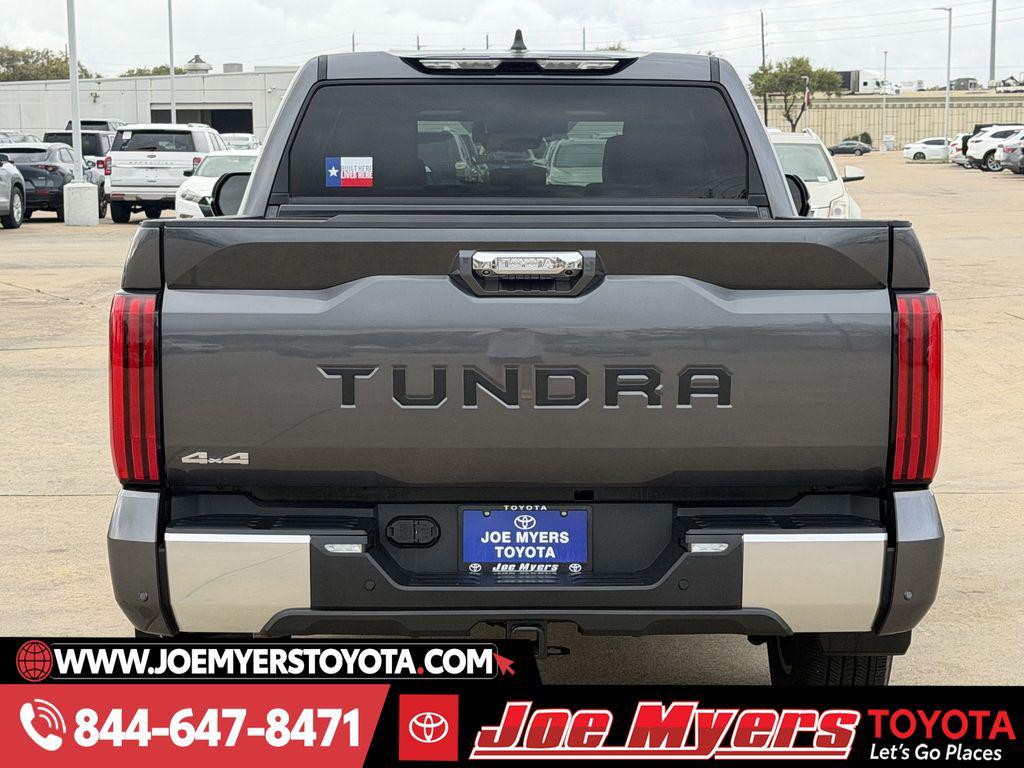 TOYOTA TUNDRA - 8