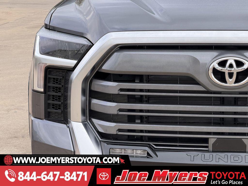TOYOTA TUNDRA - 5