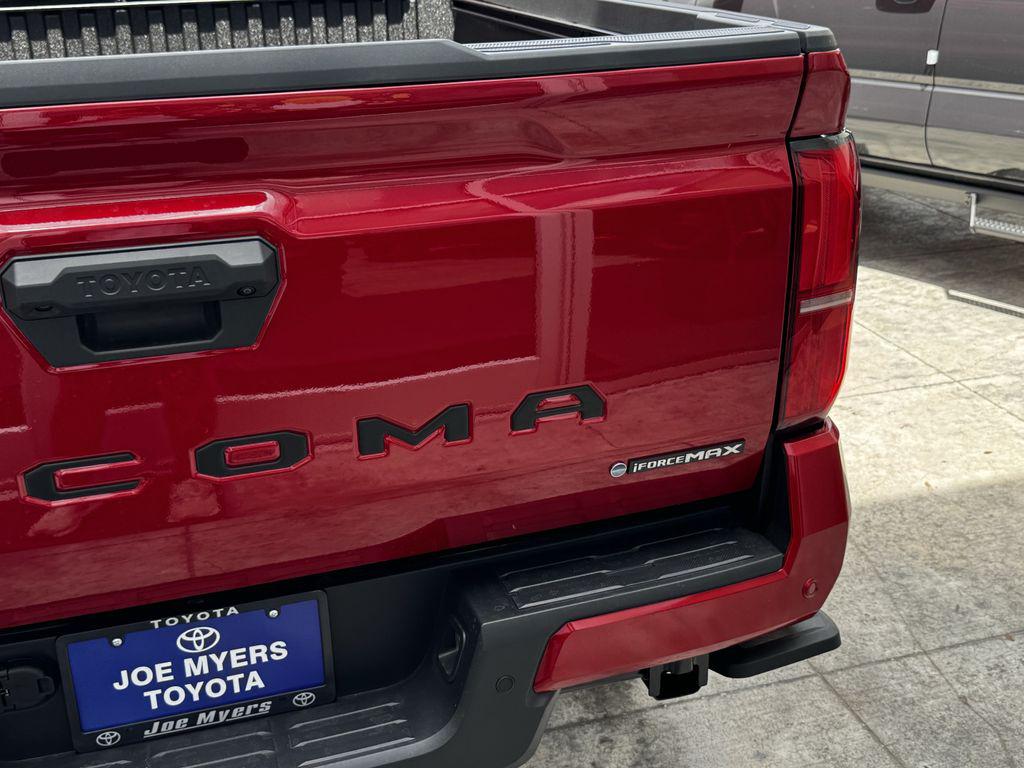 2026 Toyota TACOMA HYBRID TRD SPORT photo 8