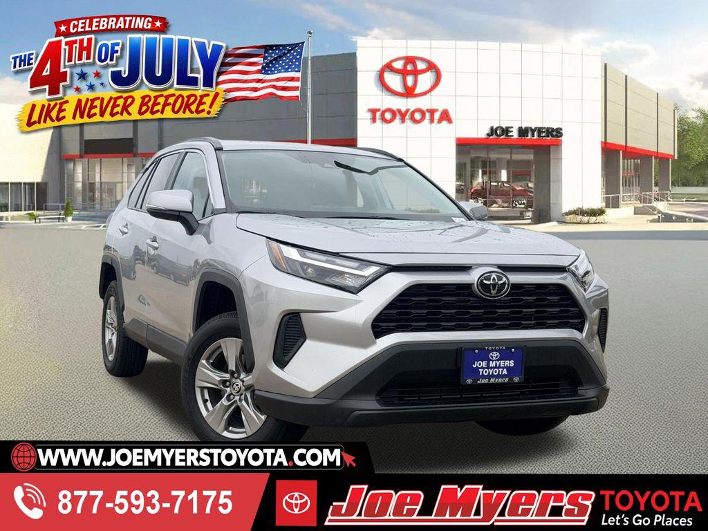 2025 Toyota RAV4 XLE 照片 1