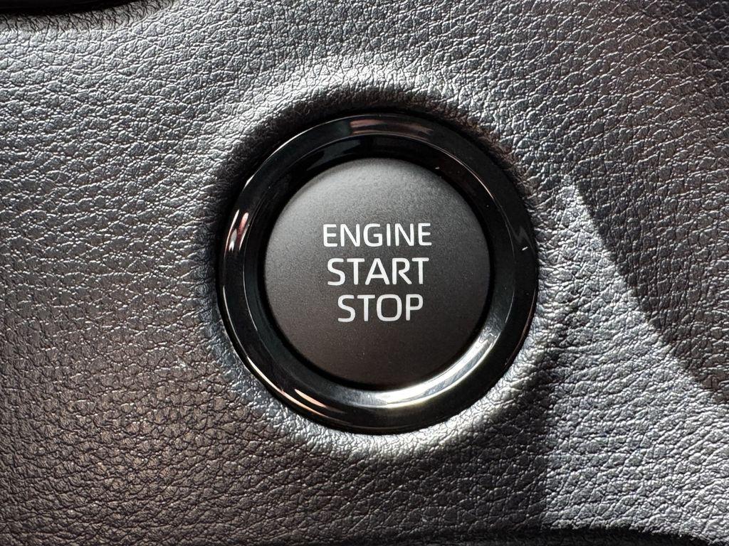 صورة مصغرة 20 لـ 2026 Toyota TUNDRA SR5