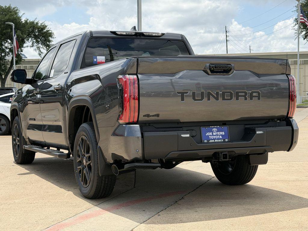 TOYOTA TUNDRA - 7