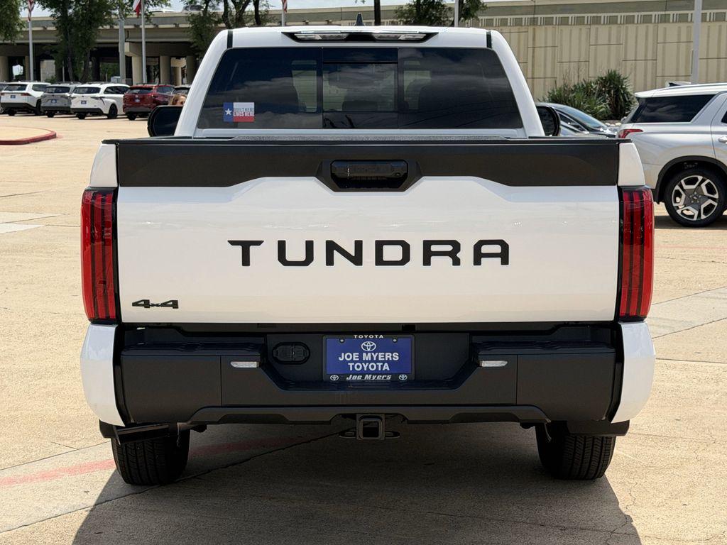 TOYOTA TUNDRA - 8