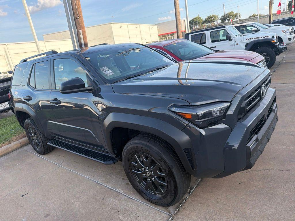 2025 Toyota 4RUNNER SR5 缩略图 6