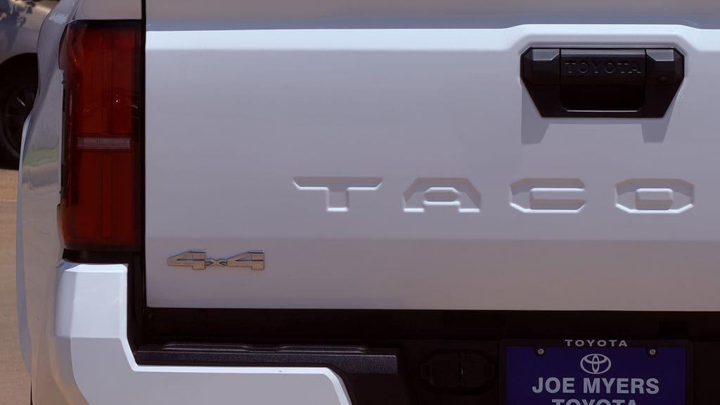 صورة 9 لـ 2024 Toyota TACOMA SR5