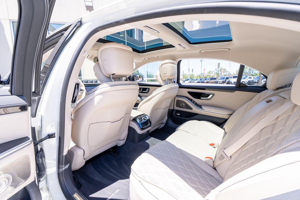 صورة مصغرة 43 لـ 2022 Mercedes-BENZ S-CLASS