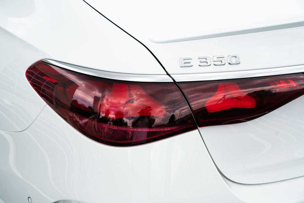 2025 Mercedes-BENZ E-CLASS 缩略图 21