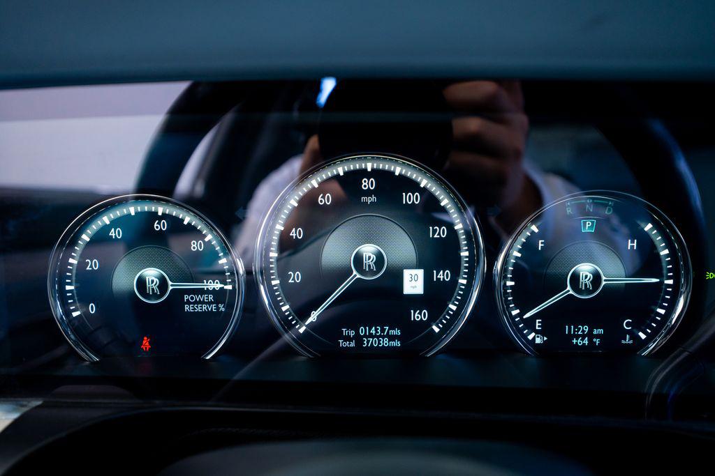 2022 ROLLS-ROYCE GHOST — миниатюра 25