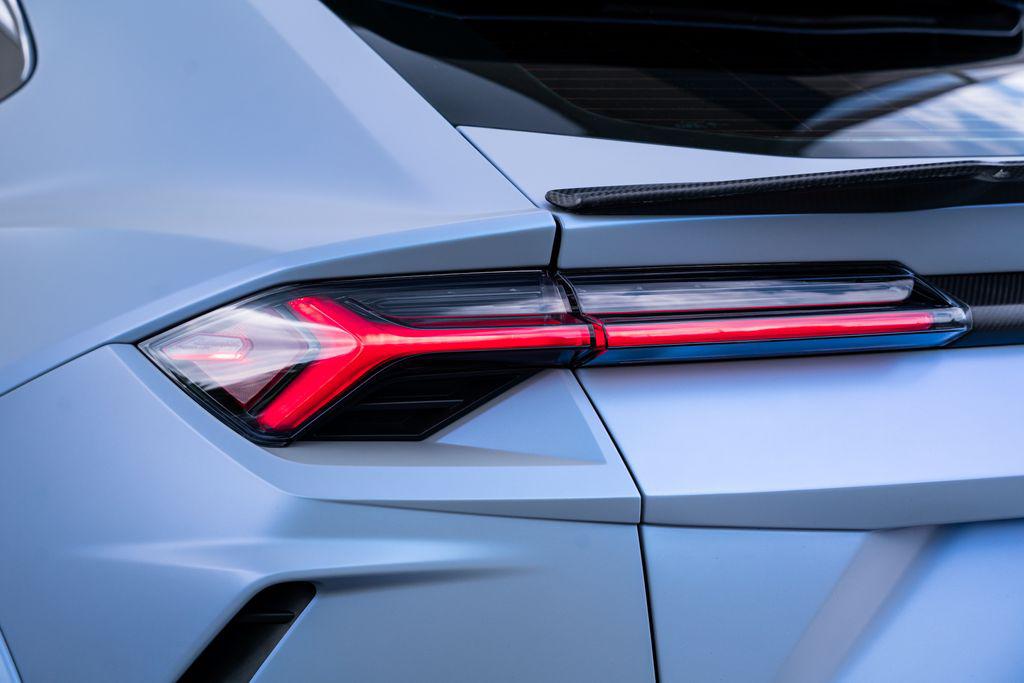 صورة مصغرة 24 لـ 2022 Lamborghini URUS PEARL CAPSULE
