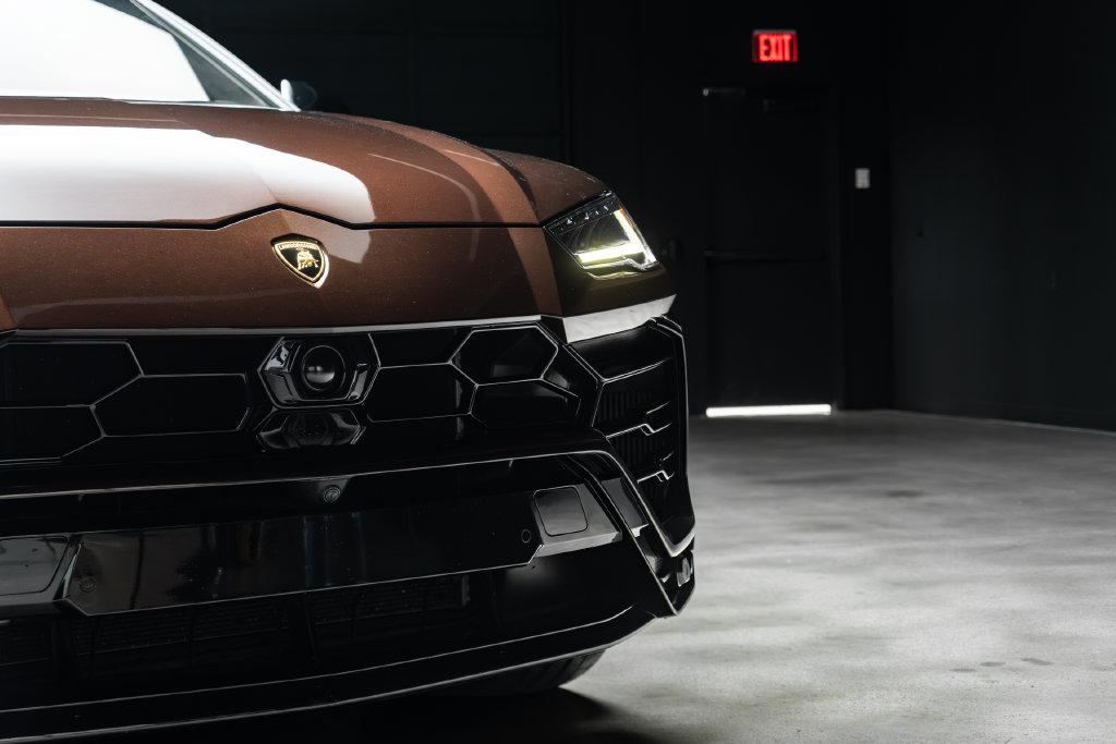 2022 Lamborghini URUS — фото 4