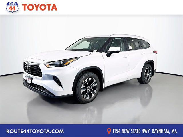 New 2026 Toyota Highlander Hybrid XLE