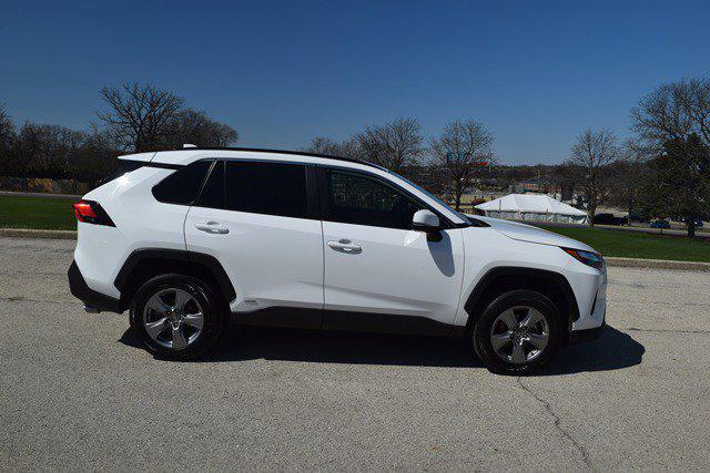 TOYOTA RAV4 - 8
