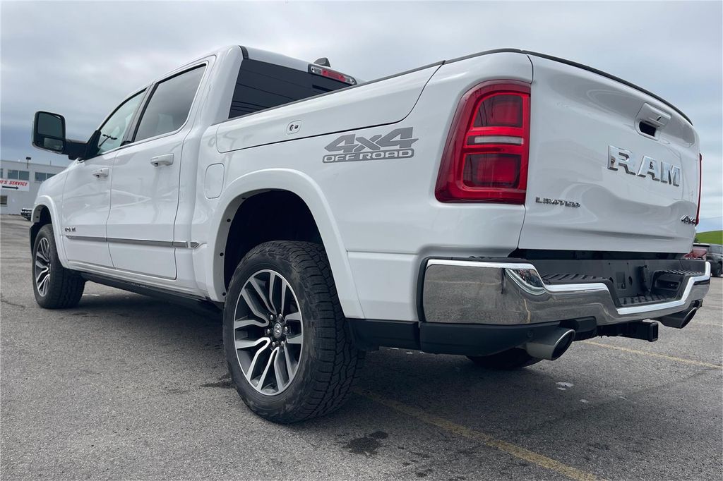 2025 RAM 1500 LIMITED — миниатюра 19