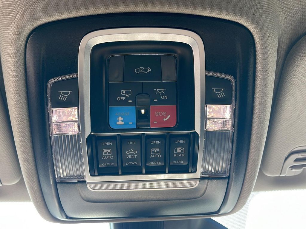 2026 RAM 1500 LONGHORN — миниатюра 24