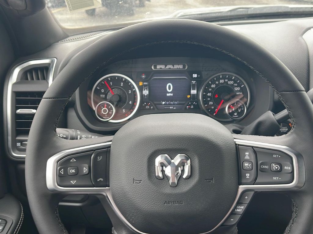 صورة مصغرة 16 لـ 2026 RAM 2500 BIG HORN