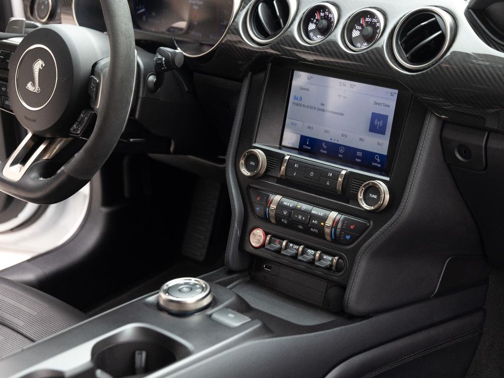 صورة مصغرة 28 لـ 2020 FORD SHELBY GT500 BASE