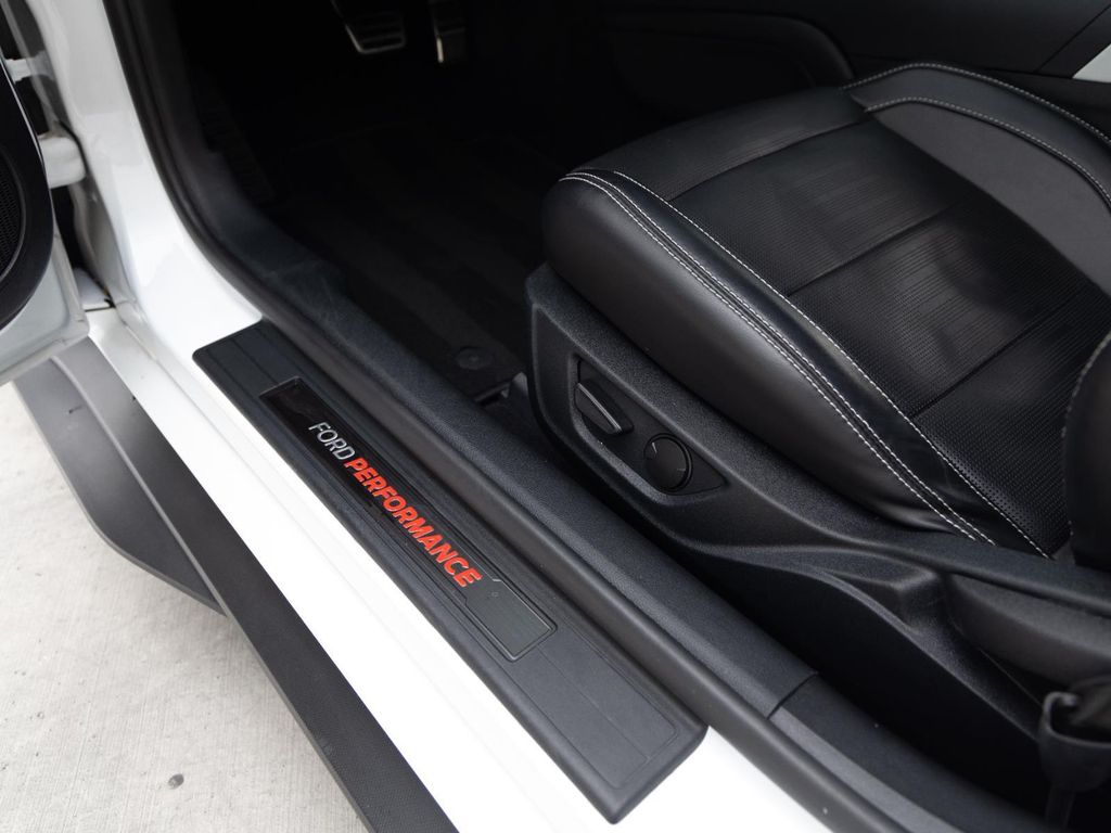 صورة مصغرة 20 لـ 2020 FORD SHELBY GT500 BASE