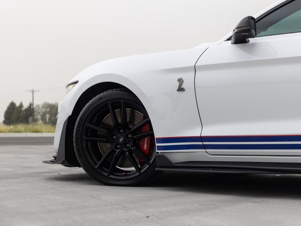 صورة مصغرة 18 لـ 2020 FORD SHELBY GT500 BASE