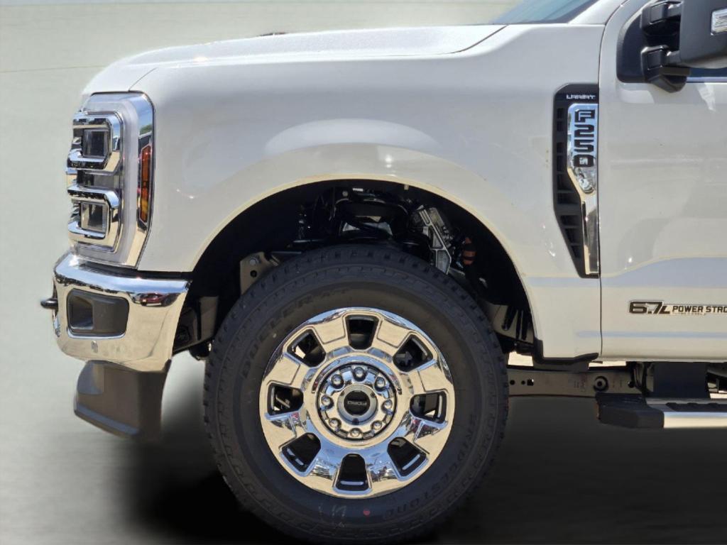 2026 FORD F-250 LARIAT — миниатюра 6