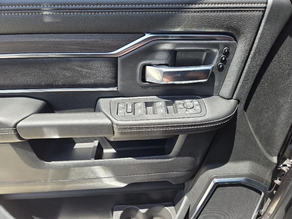 2026 RAM 2500 LARAMIE thumbnail 20