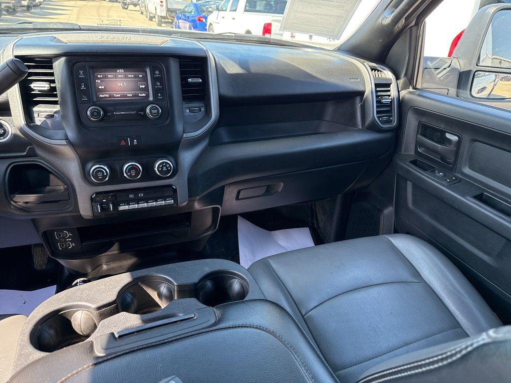 صورة مصغرة 11 لـ 2024 RAM 2500 TRADESMAN CREW CAB 4X4 8' BOX