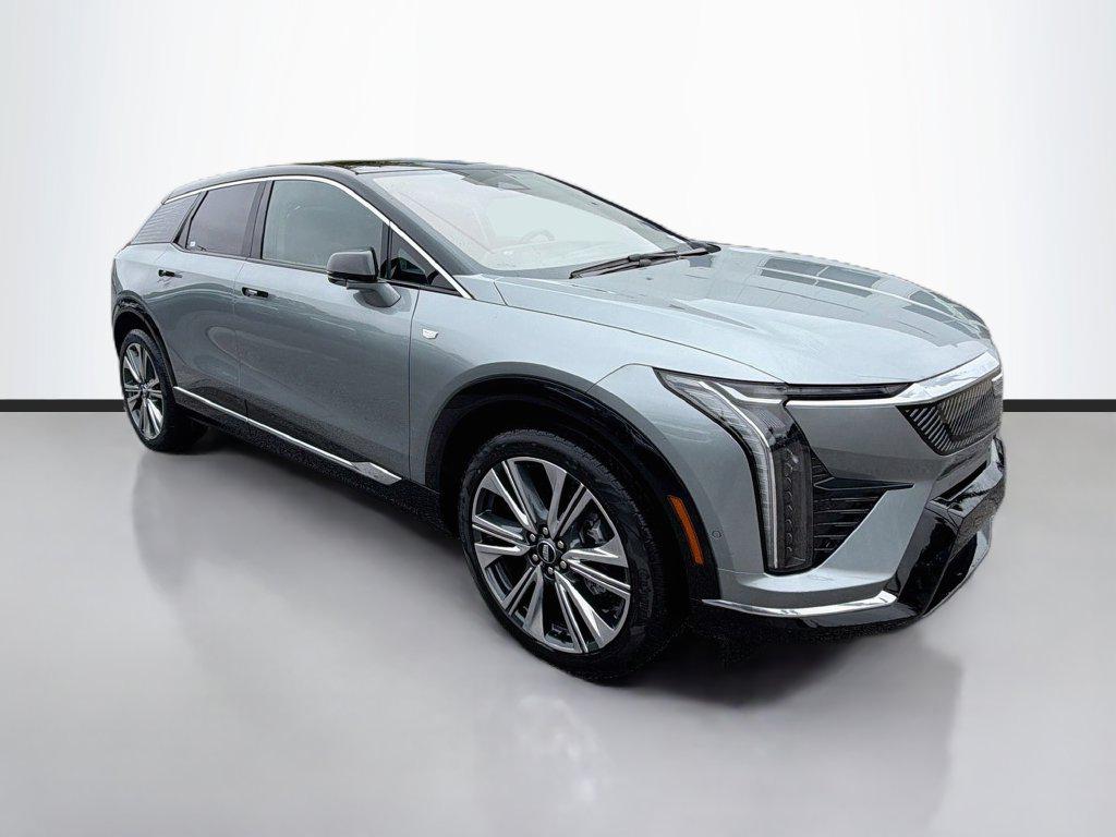 2025 Cadillac OPTIQ LUXURY 2 AWD — фото 3