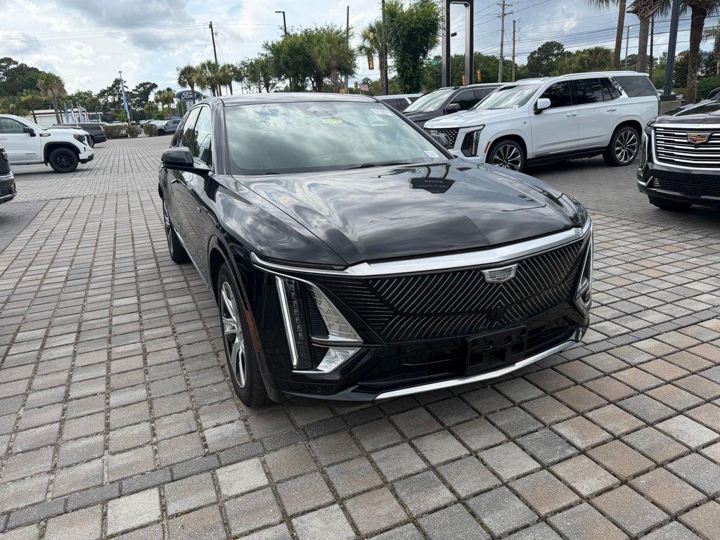 صورة 5 لـ 2024 Cadillac LYRIQ TECH