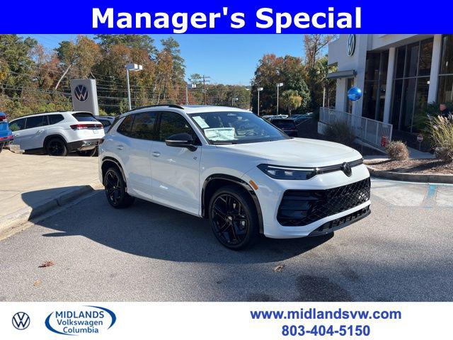 New 2026 Volkswagen Tiguan 2.0T SE R-Line Black