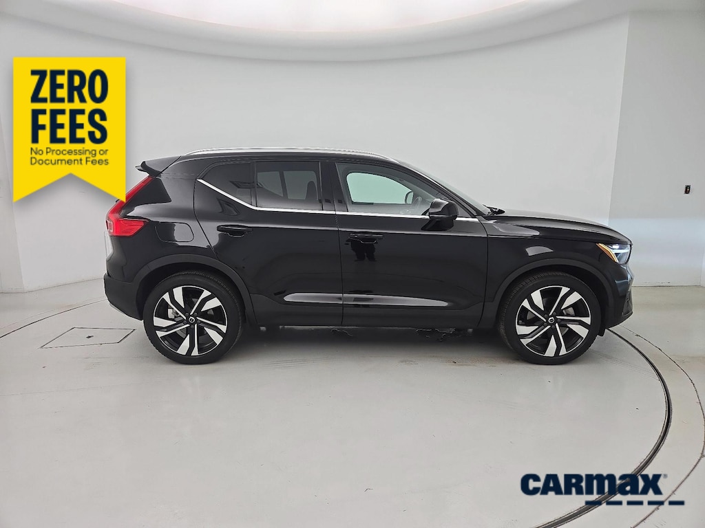 صورة 5 لـ 2023 Volvo XC40 B5 ULTIMATE BRIGHT THEME