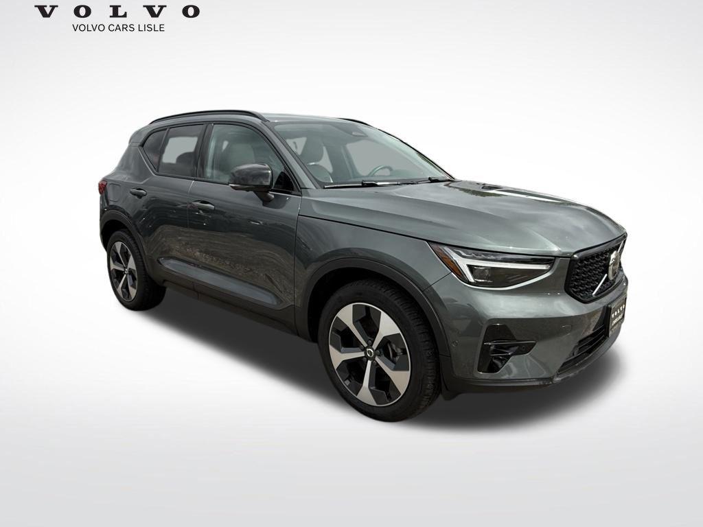 New 2026 Volvo XC40 B5 Plus