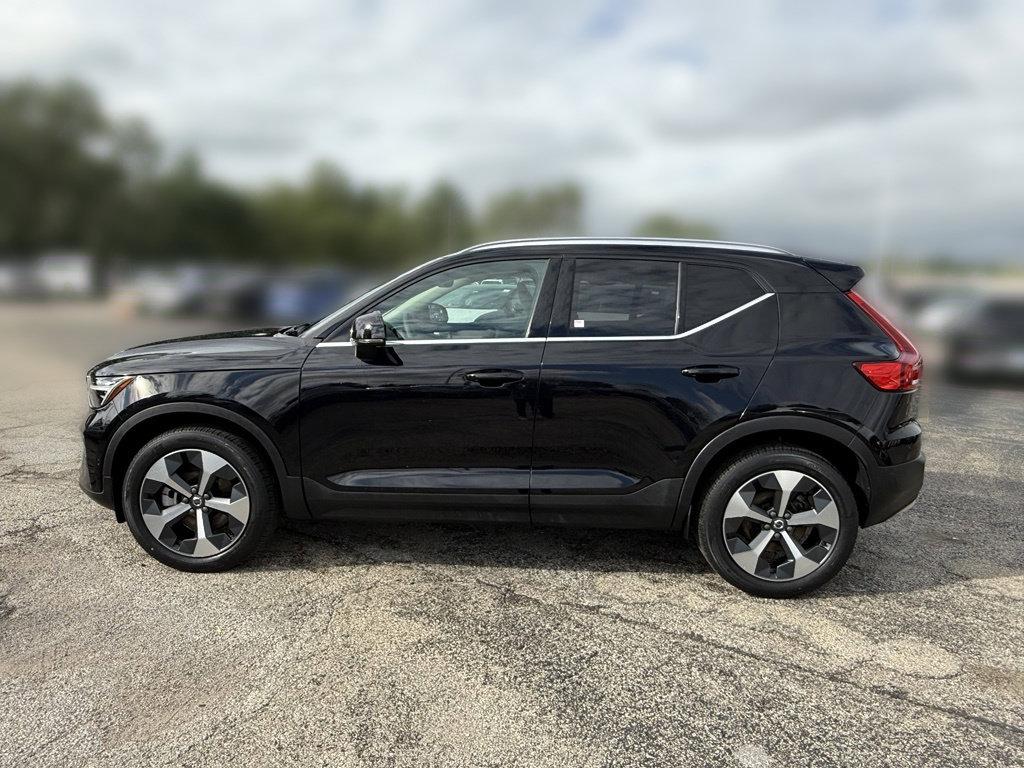 صورة 7 لـ 2023 Volvo XC40 ULTIMATE