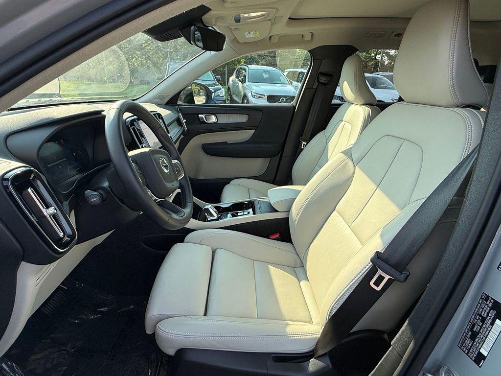 2026 Volvo XC40 B5 PLUS 缩略图 17