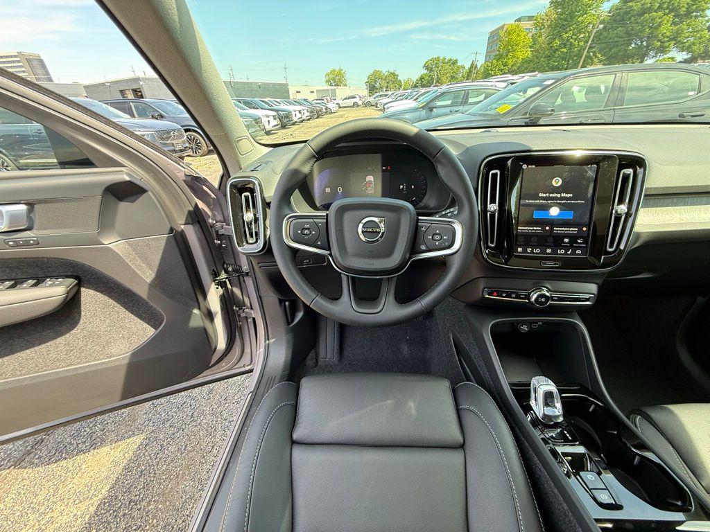 صورة مصغرة 21 لـ 2026 Volvo XC40 B5 PLUS