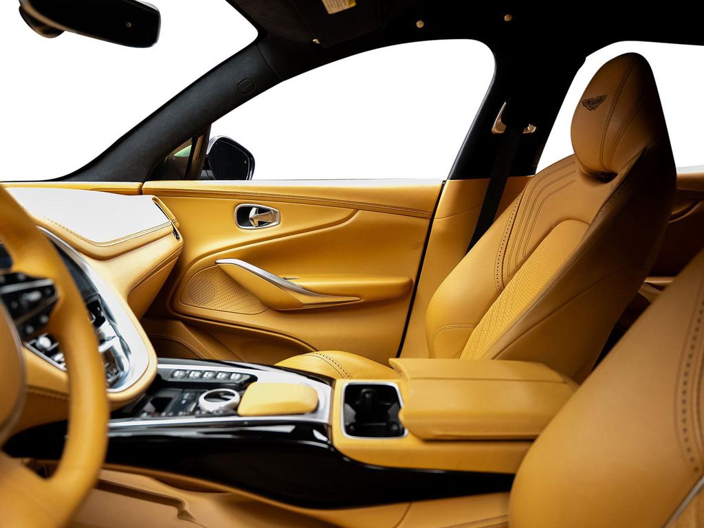 2021 Aston Martin DBX BASE 缩略图 53