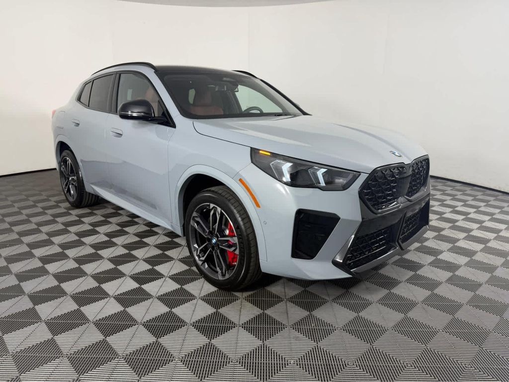 New 2026 BMW X2 xDrive28i