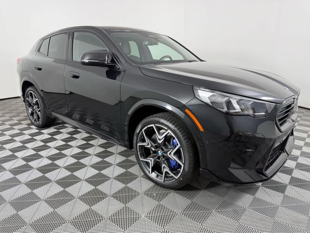صورة 1 لـ 2024 BMW X2 M35I