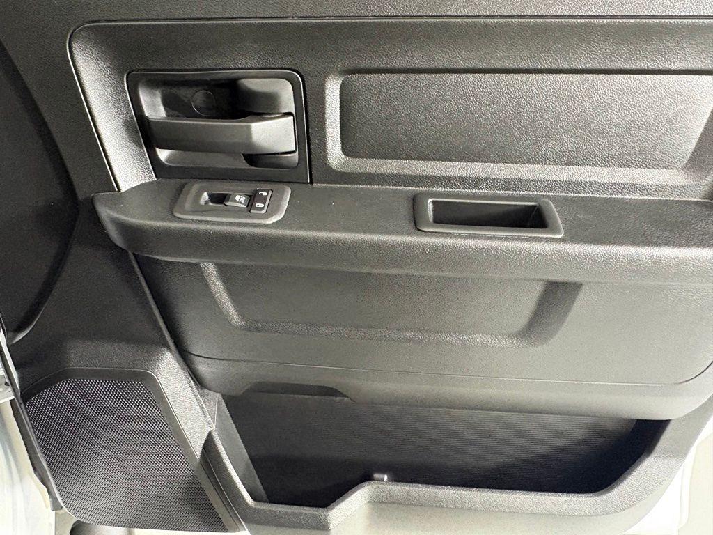 صورة مصغرة 12 لـ 2026 RAM 3500 TRADESMAN