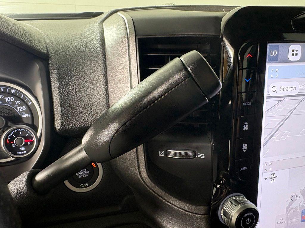 صورة مصغرة 25 لـ 2026 RAM 3500 TRADESMAN