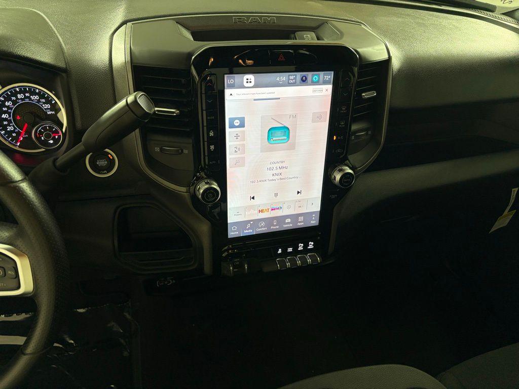 صورة مصغرة 24 لـ 2026 RAM 2500 TRADESMAN