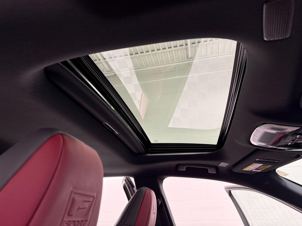 صورة مصغرة 33 لـ 2024 Lexus RX 350 F SPORT HANDLING