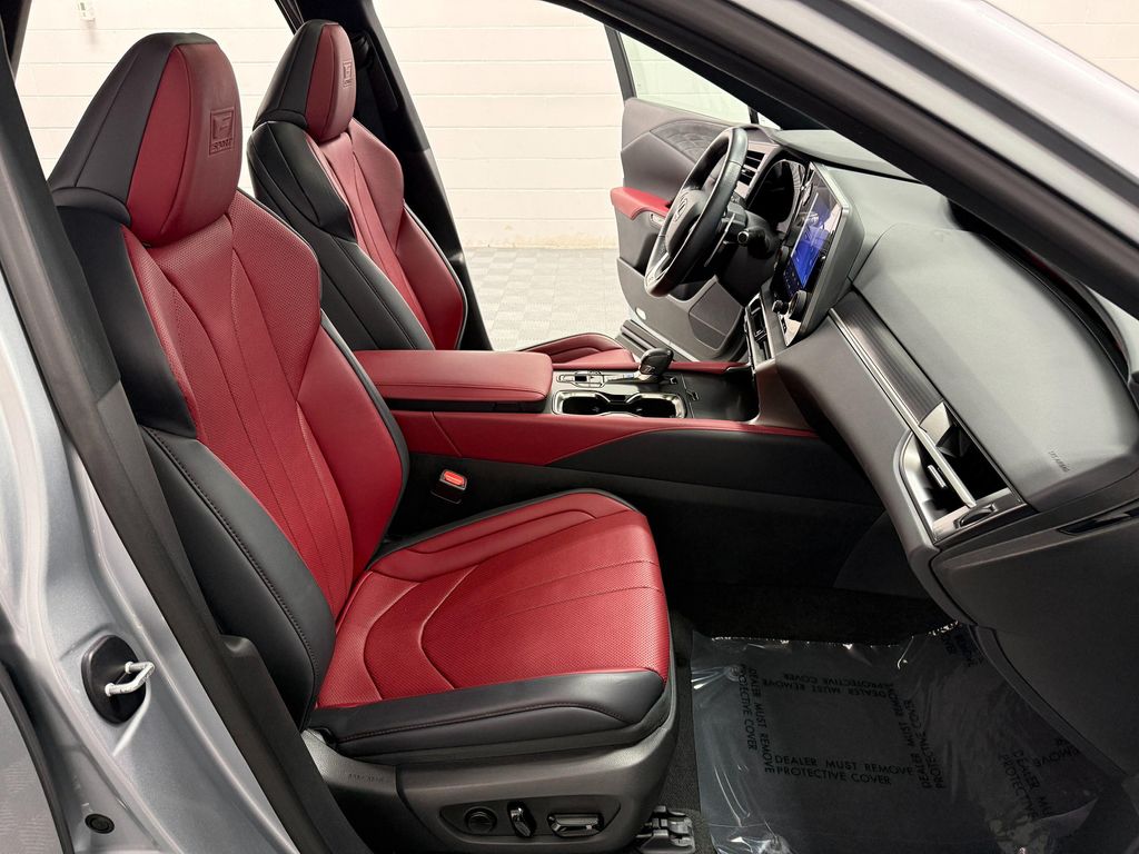 صورة مصغرة 17 لـ 2024 Lexus RX 350 F SPORT HANDLING