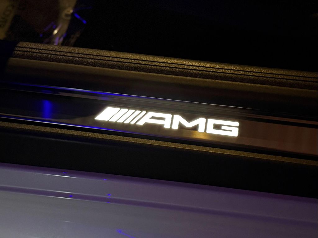 2025 Mercedes-BENZ AMG CLE 53 4MATIC+ — миниатюра 19