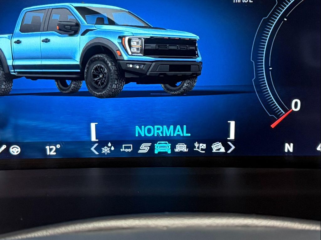 صورة مصغرة 25 لـ 2023 FORD F-150 RAPTOR