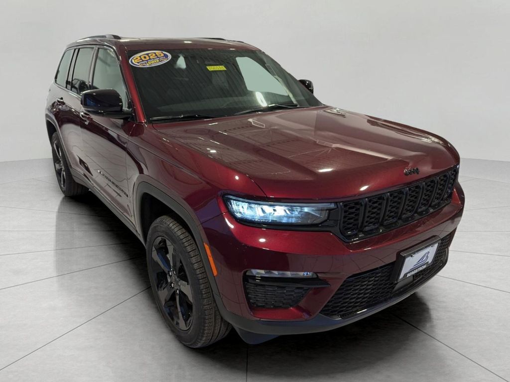 New 2025 Jeep Grand Cherokee Limited