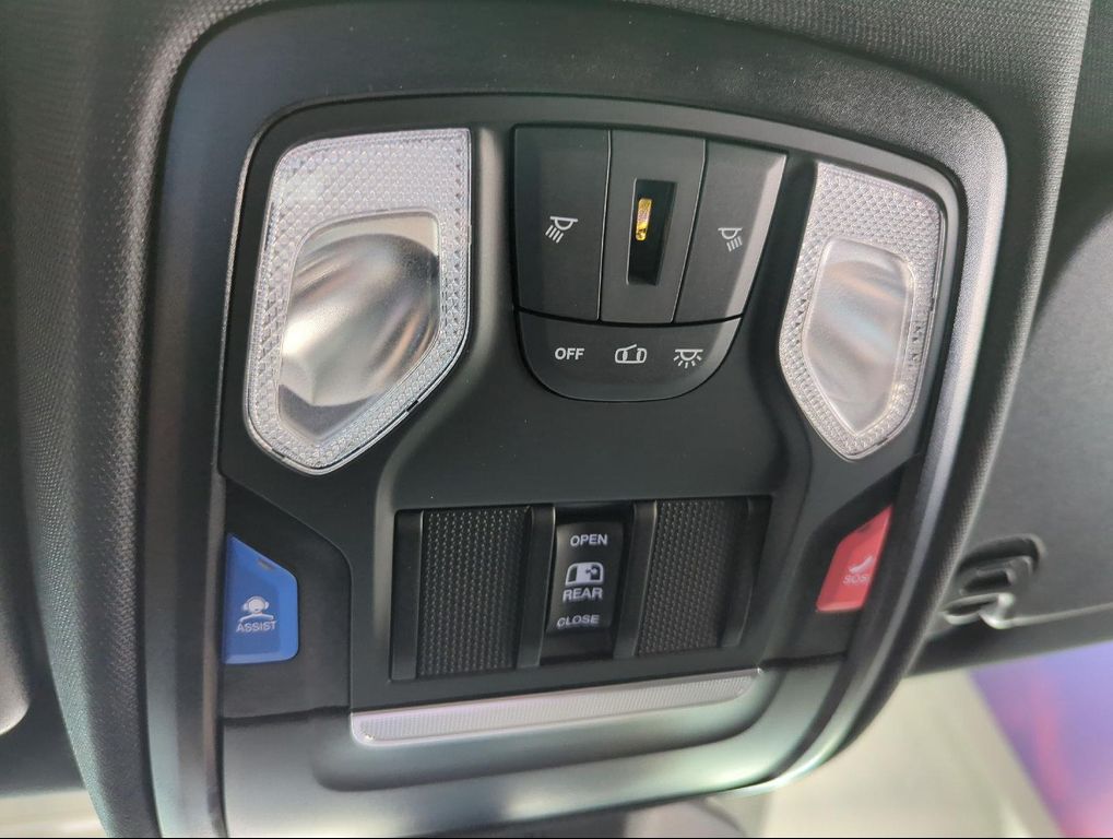 2026 RAM 1500 EXPRESS — миниатюра 26