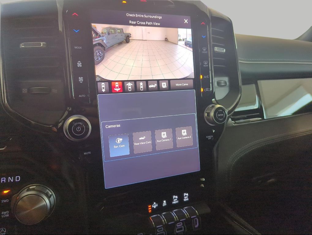 صورة مصغرة 32 لـ 2027 RAM 1500 LIMITED
