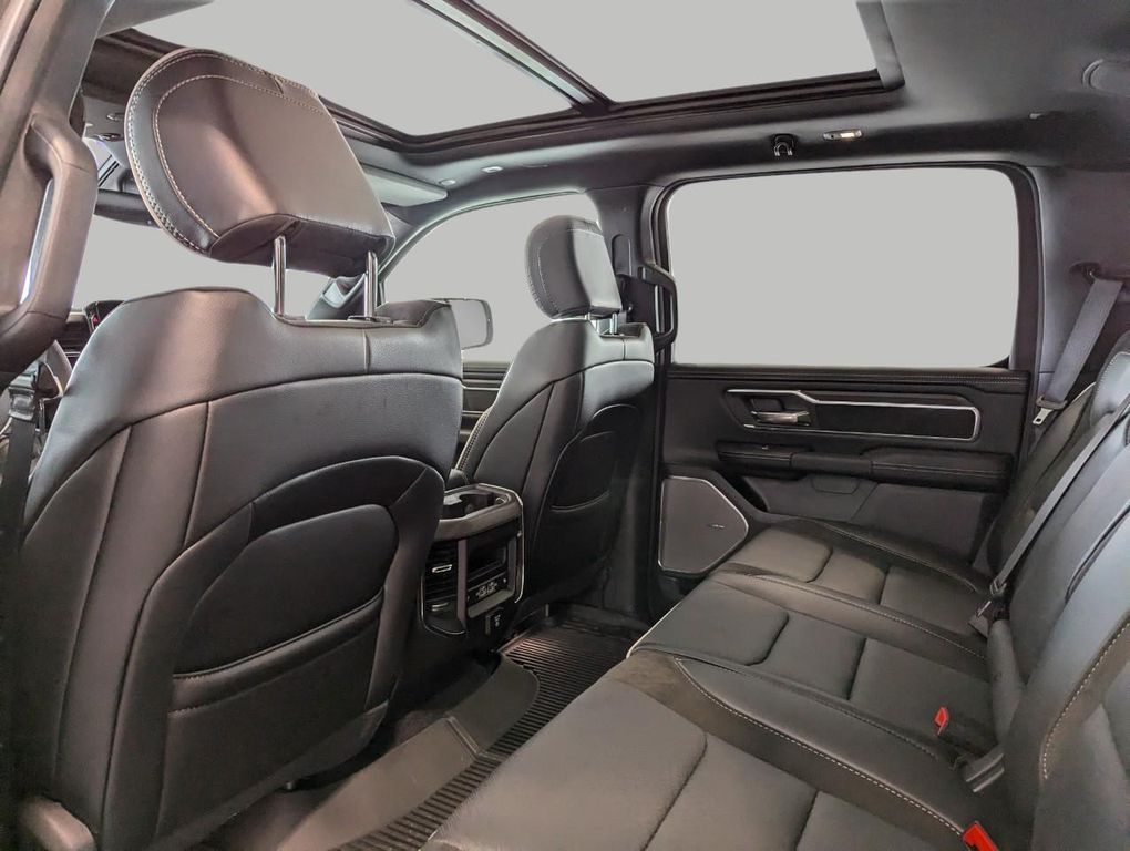 صورة مصغرة 24 لـ 2026 RAM 1500 LARAMIE
