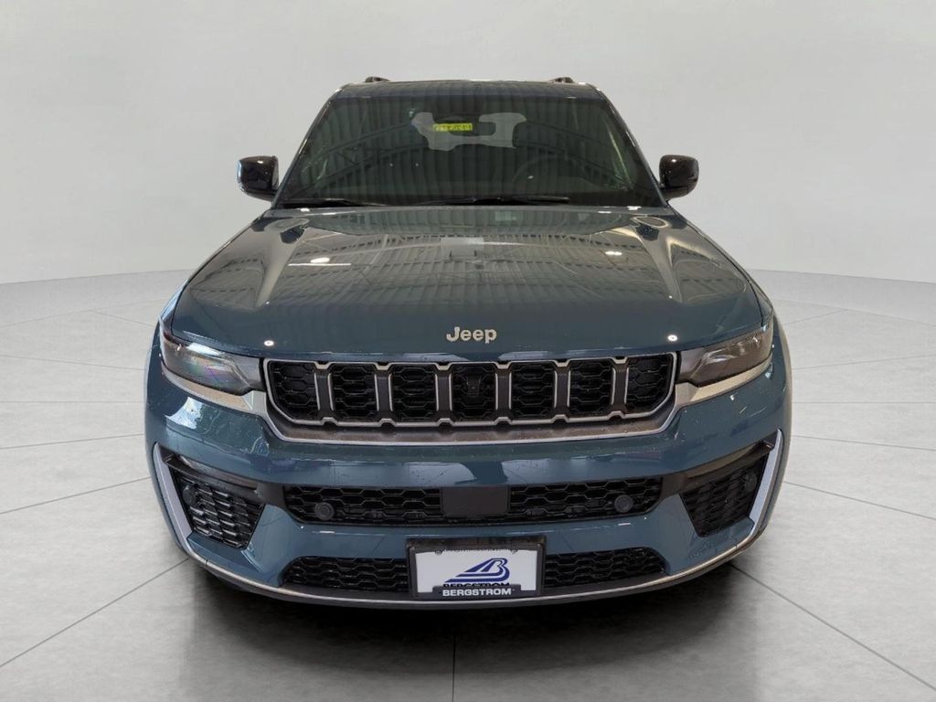 New 2027 Jeep Grand Cherokee Limited