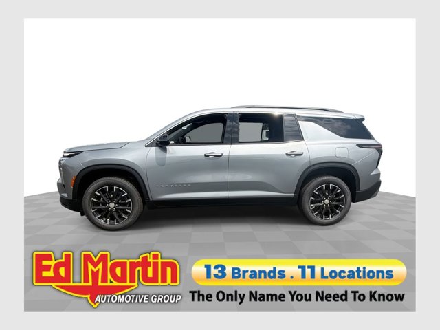New 2026 Chevrolet Traverse FWD LT